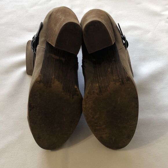 Carlos Santana Helene Women’s 6 M Brown Double Buckle Chunky Heel Boot - Picture 8 of 8